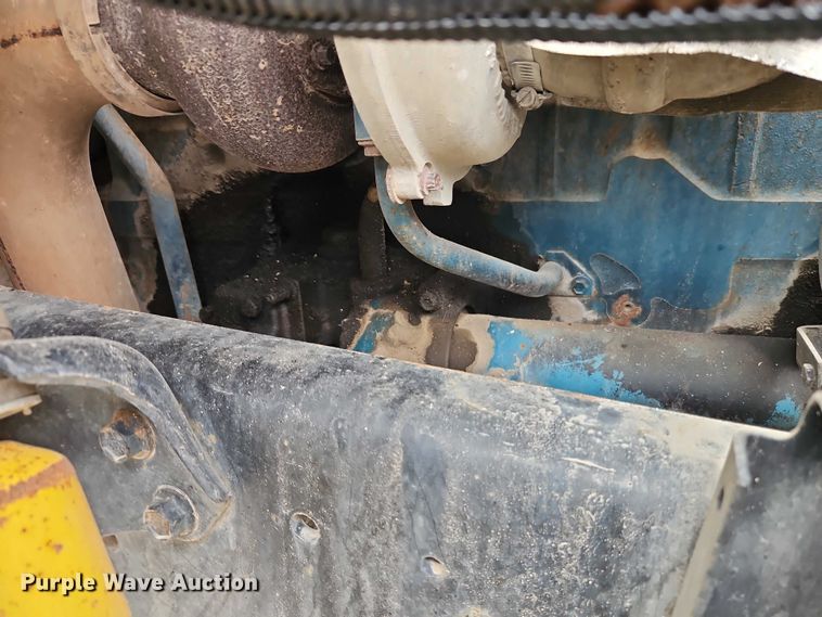 image for item EO7258 1997 International 4700 dump truck