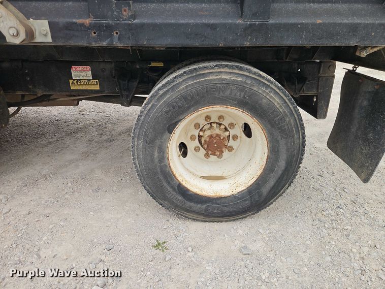 image for item EO7258 1997 International 4700 dump truck
