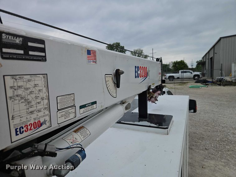 image for item EO7259 2012 Ford F550 Super Duty utility / service truck