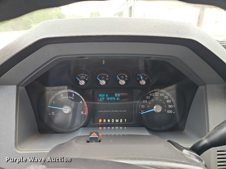 image for item EO7259 2012 Ford F550 Super Duty utility / service truck