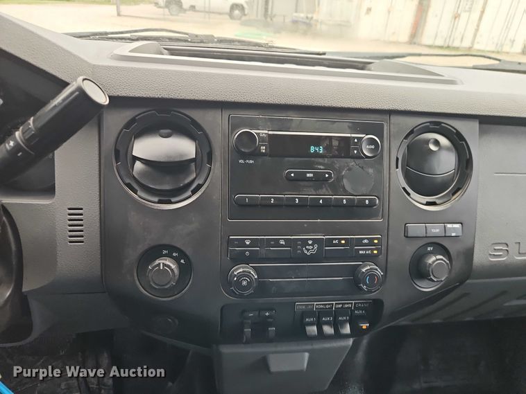 image for item EO7259 2012 Ford F550 Super Duty utility / service truck