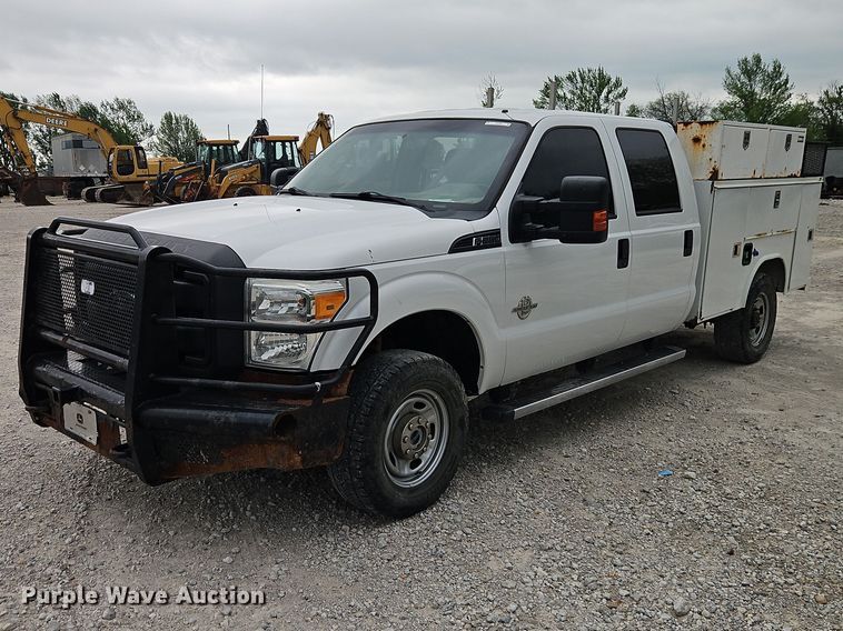 image for item EO7260 2014 Ford F250 Super Duty XL Crew Cab utility bed pickup truck