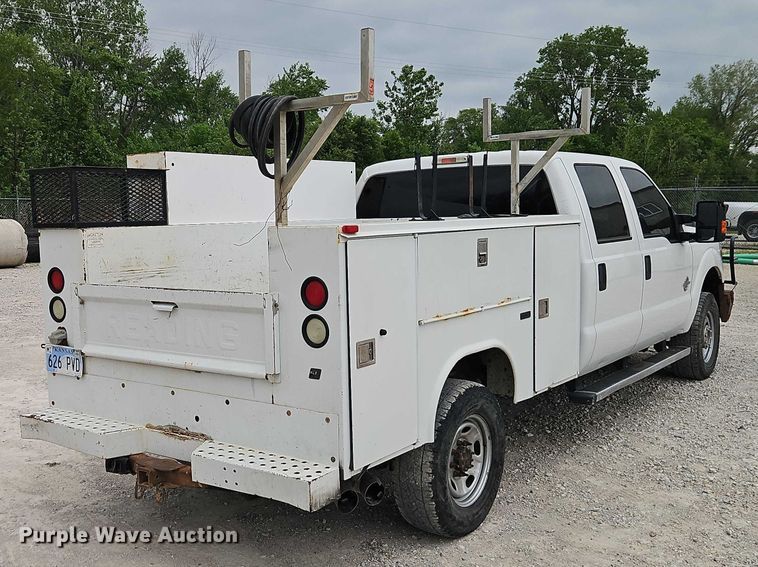 image for item EO7260 2014 Ford F250 Super Duty XL Crew Cab utility bed pickup truck