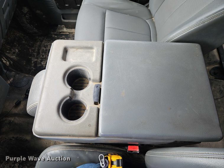 image for item EO7260 2014 Ford F250 Super Duty XL Crew Cab utility bed pickup truck