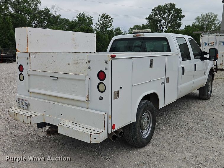 image for item EO7261 2012 Ford F250 Super Duty Crew Cab utility bed pickup truck