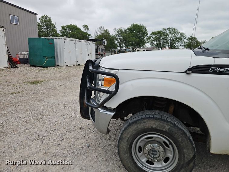 image for item EO7261 2012 Ford F250 Super Duty Crew Cab utility bed pickup truck