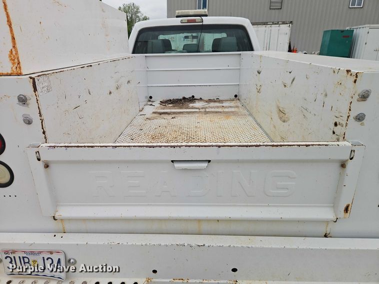 image for item EO7261 2012 Ford F250 Super Duty Crew Cab utility bed pickup truck