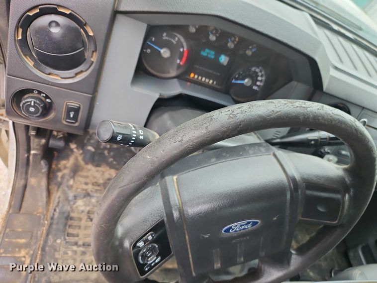 image for item EO7261 2012 Ford F250 Super Duty Crew Cab utility bed pickup truck