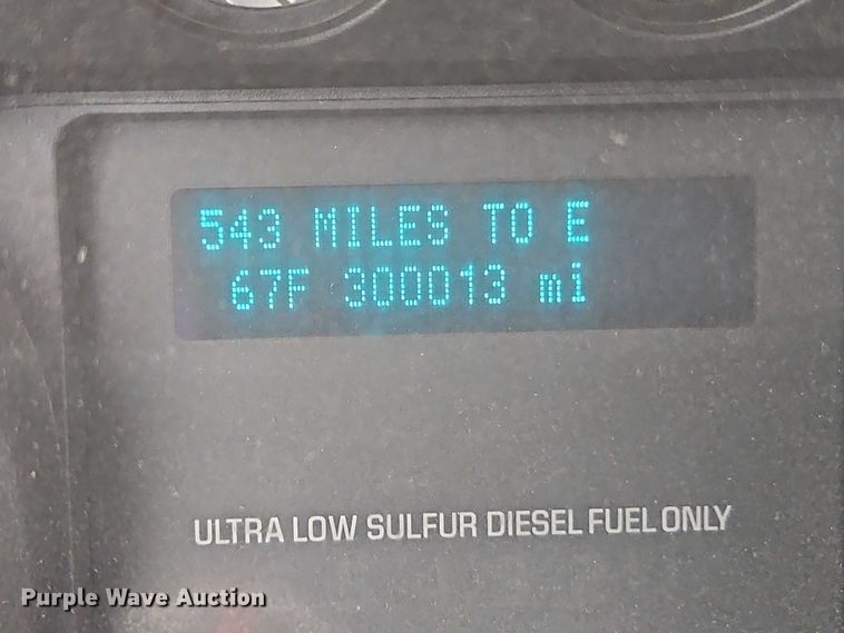 image for item EO7261 2012 Ford F250 Super Duty Crew Cab utility bed pickup truck