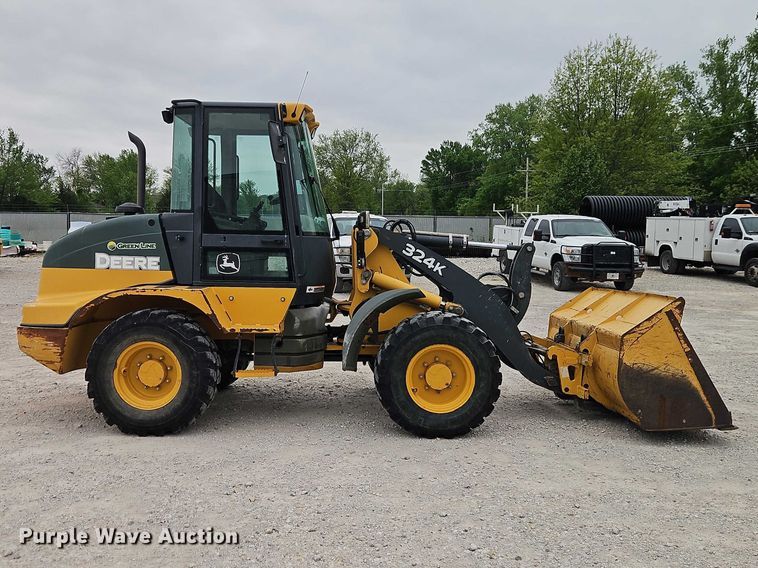 image for item EO7262 2015 John Deere 324K wheel loader