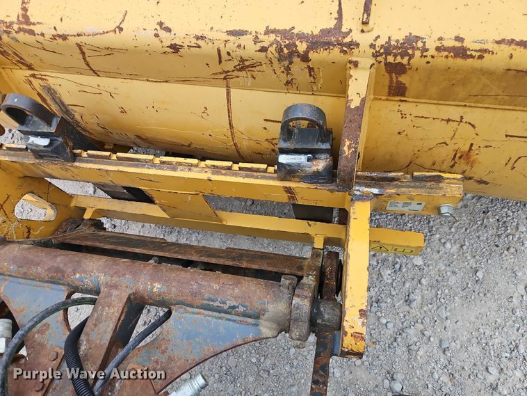 image for item EO7262 2015 John Deere 324K wheel loader