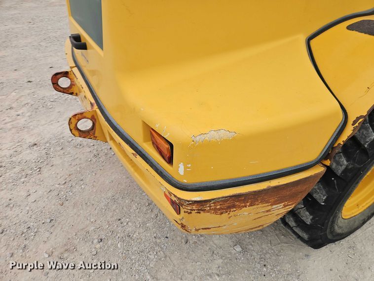 image for item EO7262 2015 John Deere 324K wheel loader