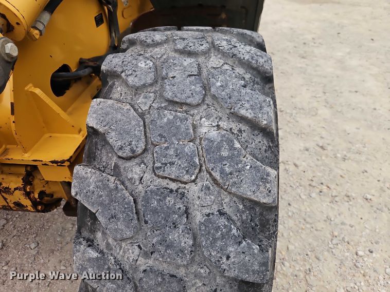 image for item EO7262 2015 John Deere 324K wheel loader