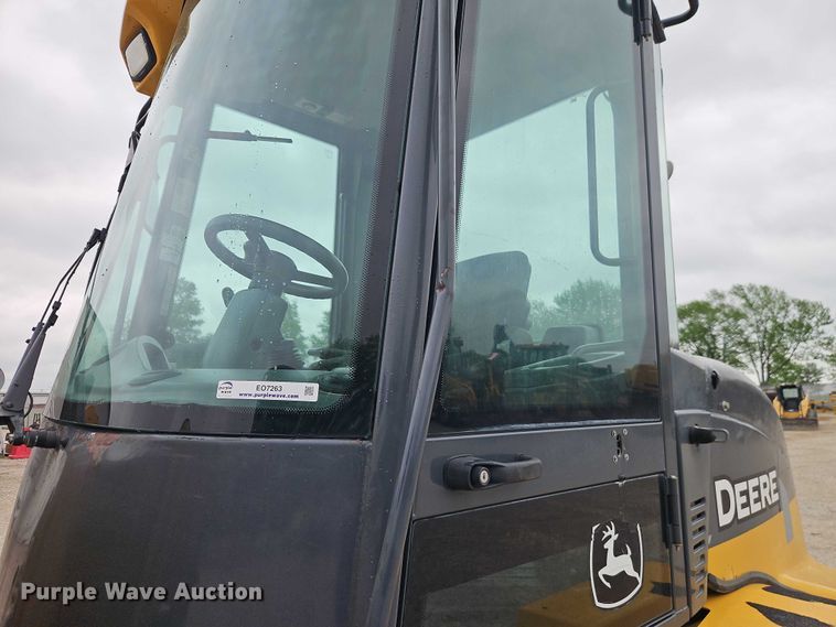 image for item EO7263 2016 John Deere 324K wheel loader