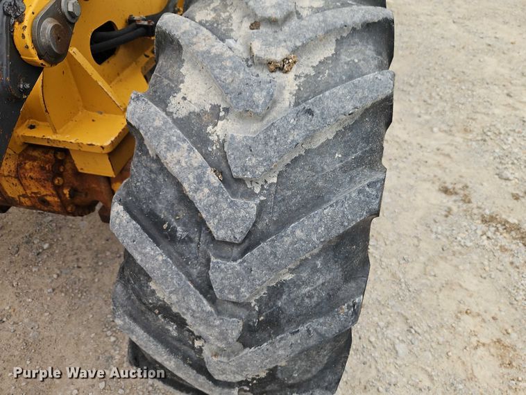 image for item EO7263 2016 John Deere 324K wheel loader