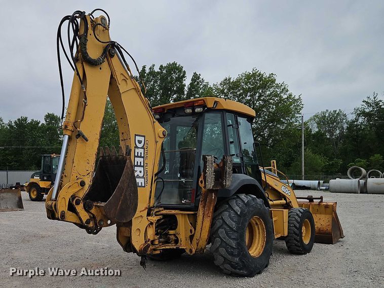 image for item EO7264 2001 John Deere 410G backhoe