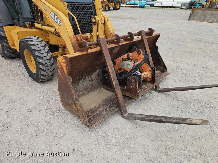 image for item EO7264 2001 John Deere 410G backhoe