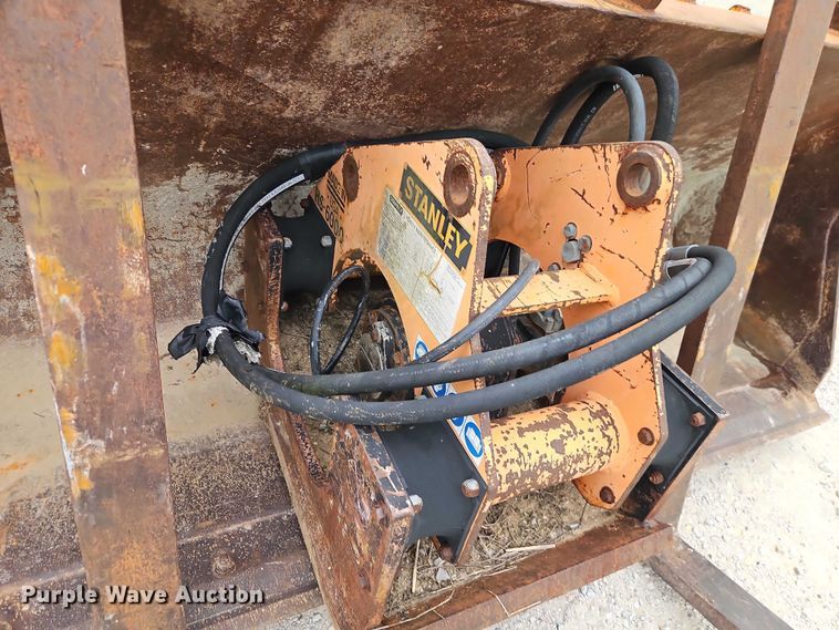 image for item EO7264 2001 John Deere 410G backhoe