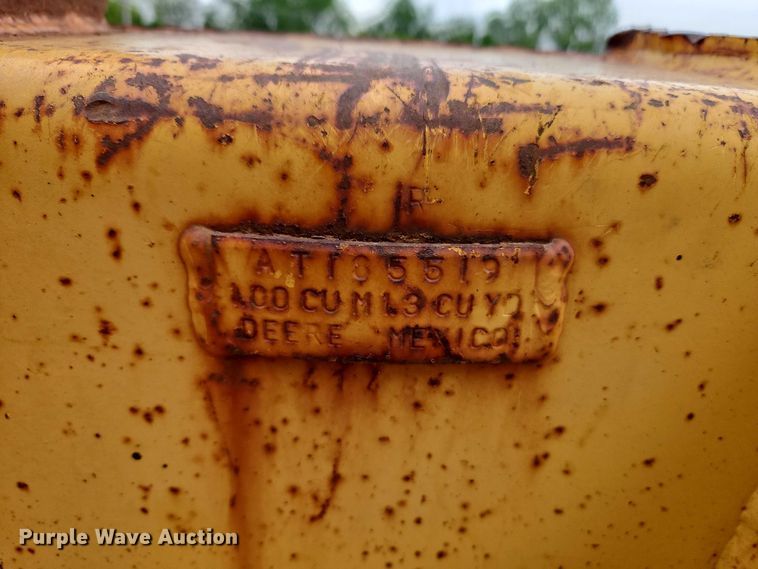 image for item EO7264 2001 John Deere 410G backhoe