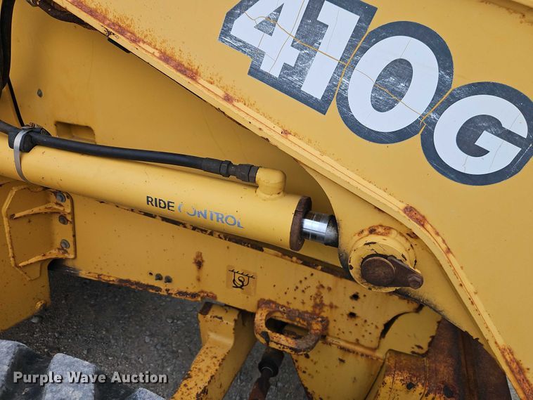 image for item EO7264 2001 John Deere 410G backhoe