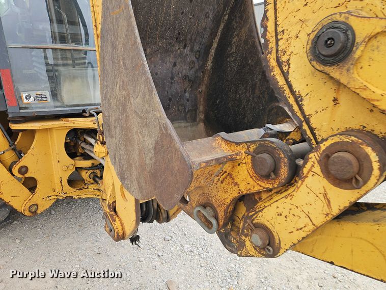 image for item EO7264 2001 John Deere 410G backhoe