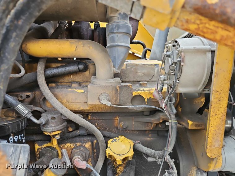 image for item EO7264 2001 John Deere 410G backhoe
