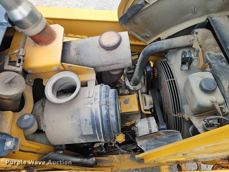 image for item EO7264 2001 John Deere 410G backhoe
