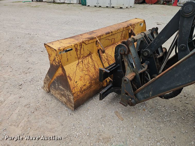 image for item EO7265 2013 John Deere 410K backhoe