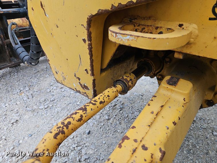 image for item EO7265 2013 John Deere 410K backhoe