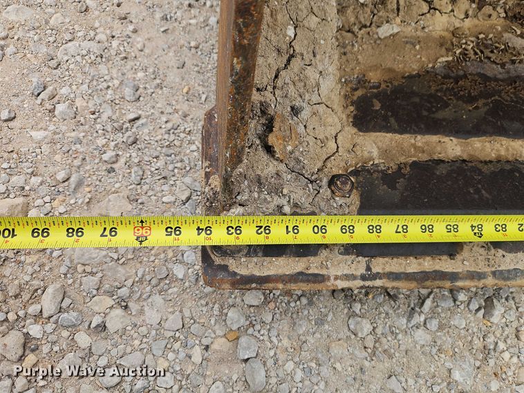 image for item EO7265 2013 John Deere 410K backhoe