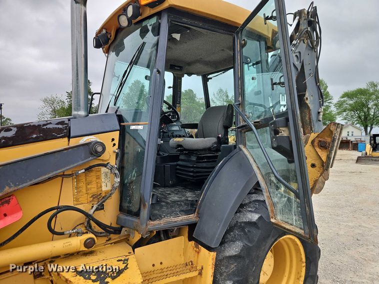 image for item EO7265 2013 John Deere 410K backhoe