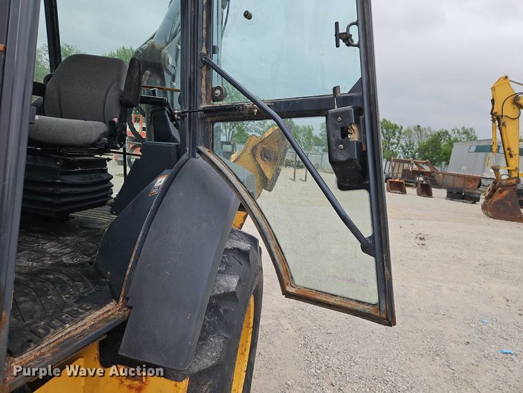 image for item EO7265 2013 John Deere 410K backhoe