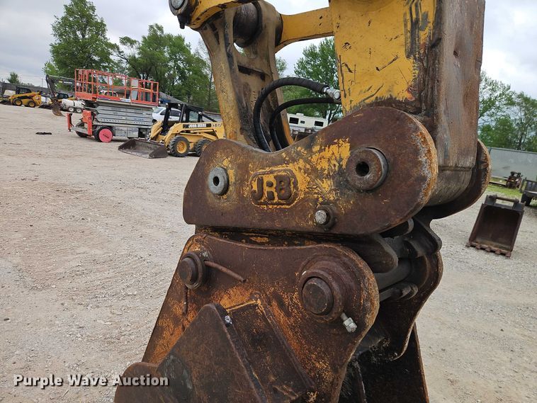 image for item EO7266 1998 John Deere 200LC excavator