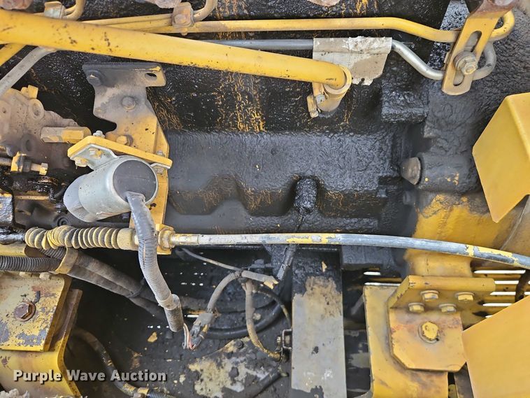 image for item EO7266 1998 John Deere 200LC excavator
