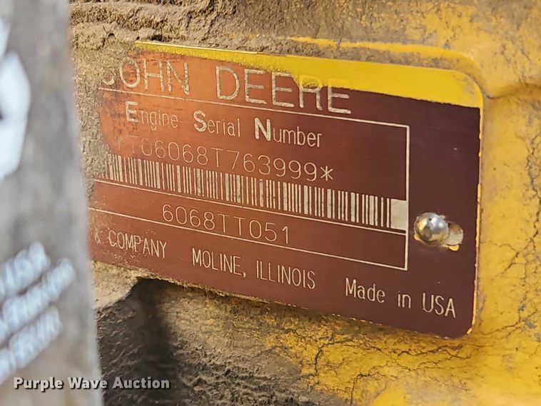 image for item EO7266 1998 John Deere 200LC excavator