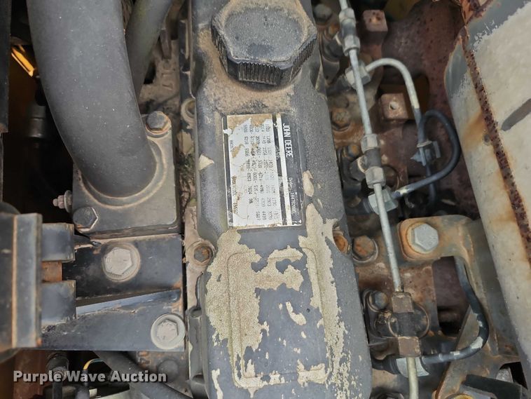 image for item EO7267 1998 John Deere 8875 skid steer loader