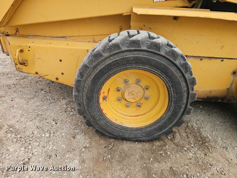 image for item EO7267 1998 John Deere 8875 skid steer loader