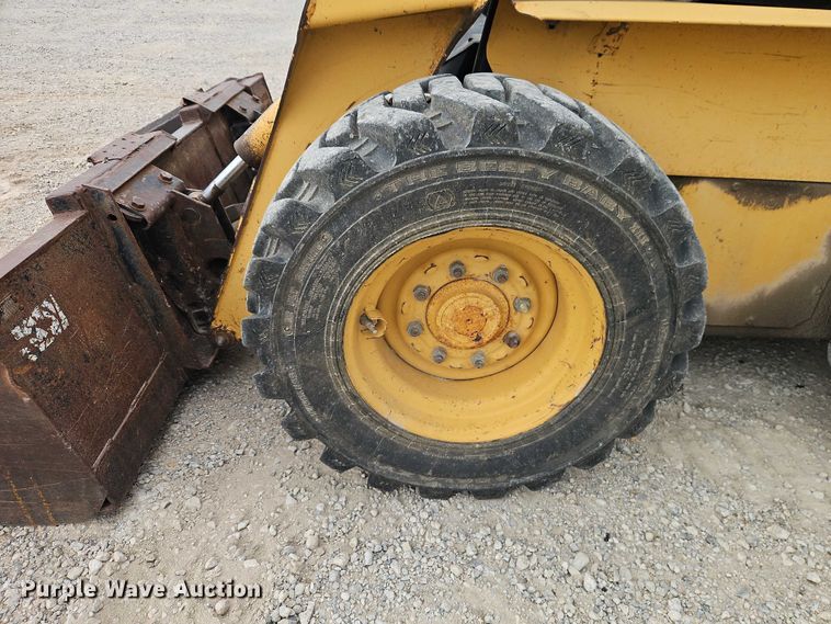 image for item EO7267 1998 John Deere 8875 skid steer loader