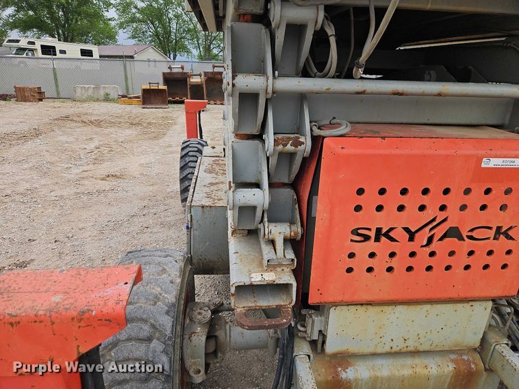 image for item EO7268 2008 SkyJack SJ8243 scissor lift