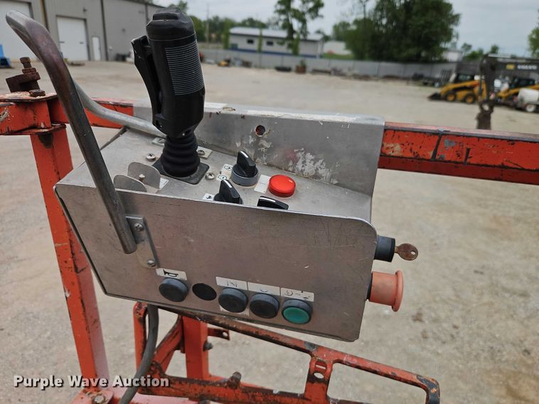 image for item EO7268 2008 SkyJack SJ8243 scissor lift
