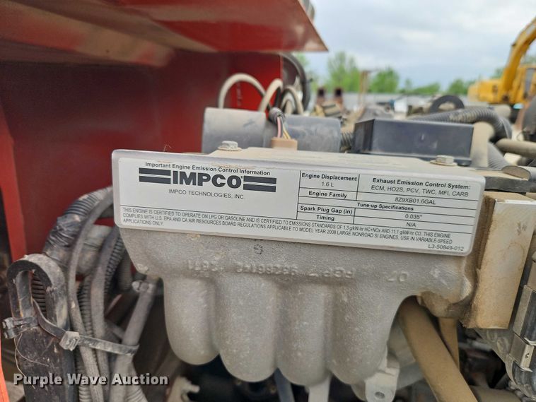 image for item EO7268 2008 SkyJack SJ8243 scissor lift
