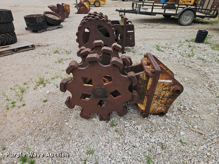 image for item EO7276 C&P Attachments compaction wheel