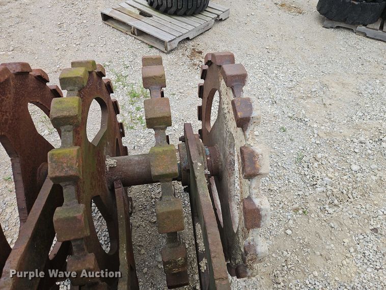 image for item EO7277 Compaction wheel