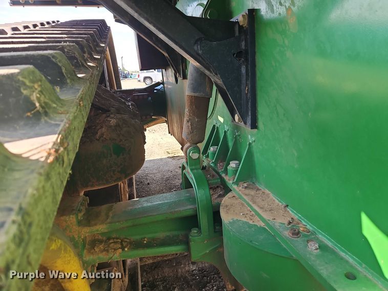 image for item EO7289 2009 John Deere 9530T tractor