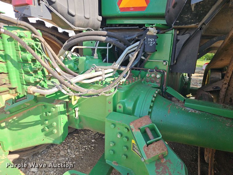 image for item EO7289 2009 John Deere 9530T tractor
