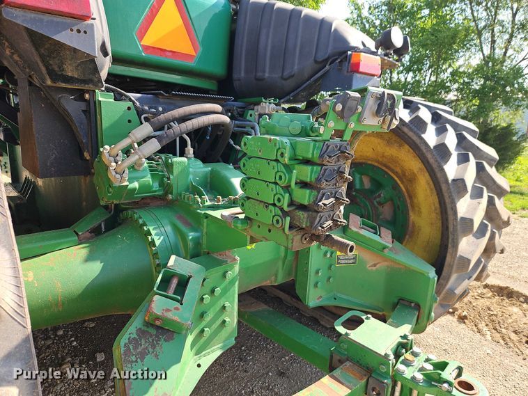 image for item EO7289 2009 John Deere 9530T tractor