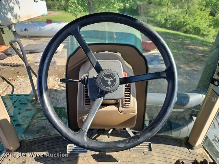 image for item EO7289 2009 John Deere 9530T tractor