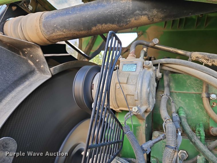 image for item EO7289 2009 John Deere 9530T tractor