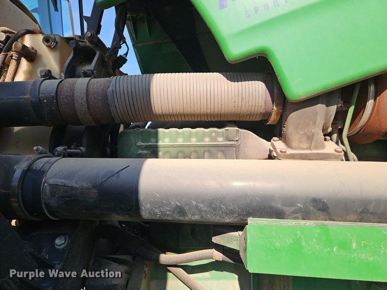 image for item EO7289 2009 John Deere 9530T tractor