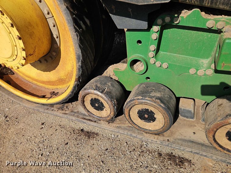 image for item EO7289 2009 John Deere 9530T tractor